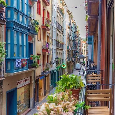 Апартаменты Piso Diseno Deluxe Casco Viejo Entrada Autonoma Y Ascensor Бильбао Экстерьер фото