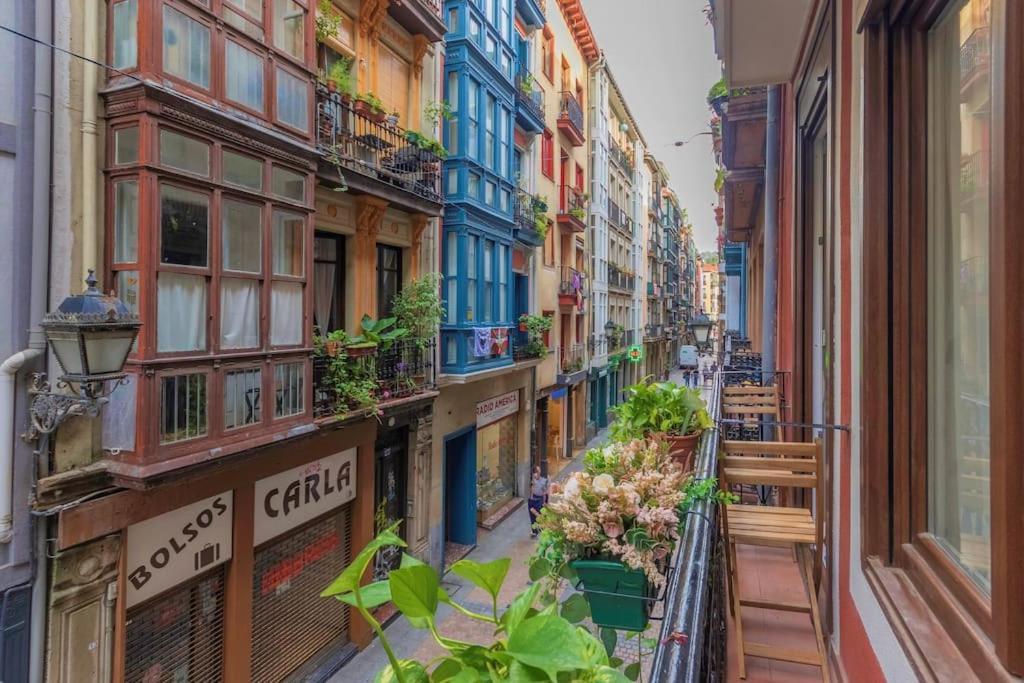 Апартаменты Piso Diseno Deluxe Casco Viejo Entrada Autonoma Y Ascensor Бильбао Экстерьер фото
